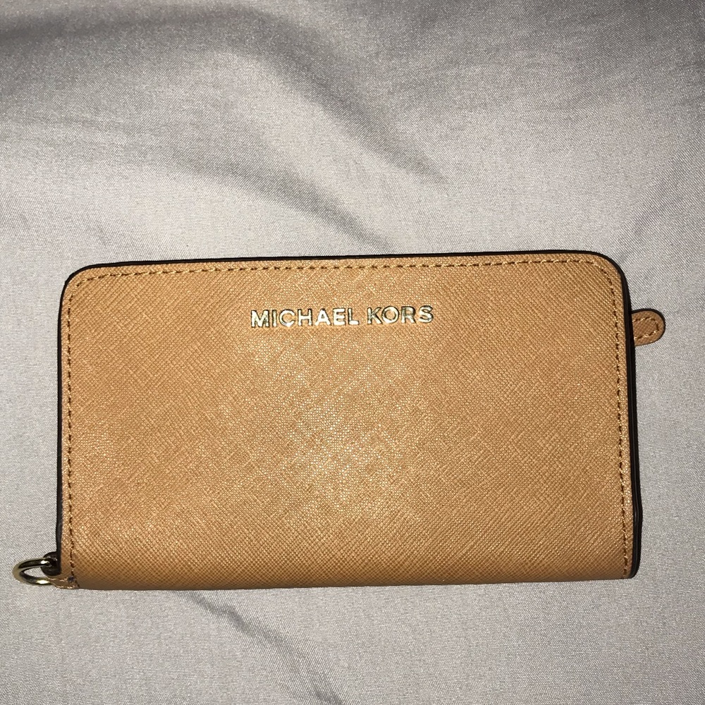 MICHEAL KORS WALLET!